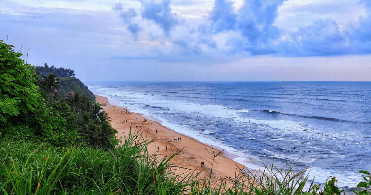 beach view from the Cliff in Varkala.