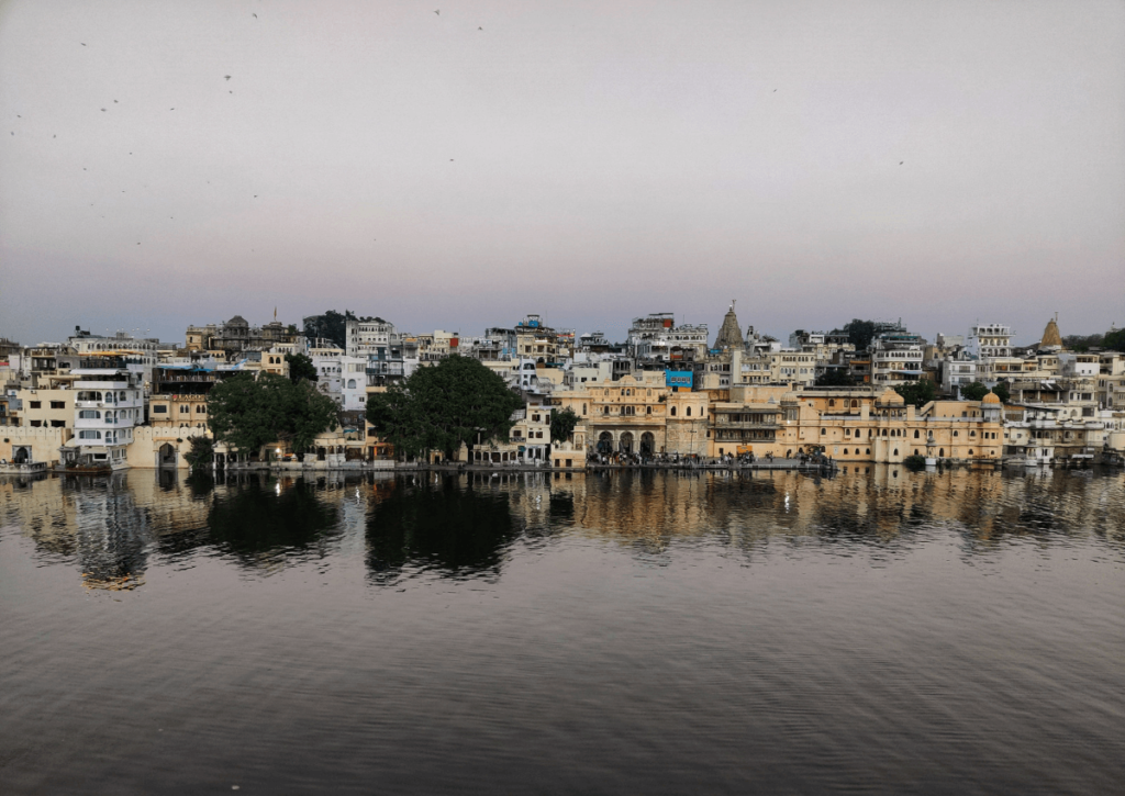 Instagrammable cafes and restaurants in Udaipur - Shamiana restaurant 