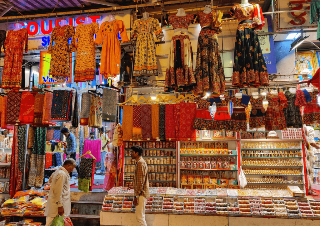 Shops near Dwarkadish temple.