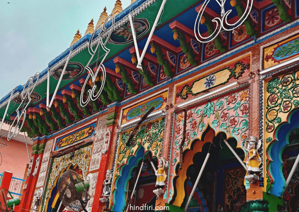 Hanuman Garhi Mandir is one of the 6 must-visit places in Ayodhya 