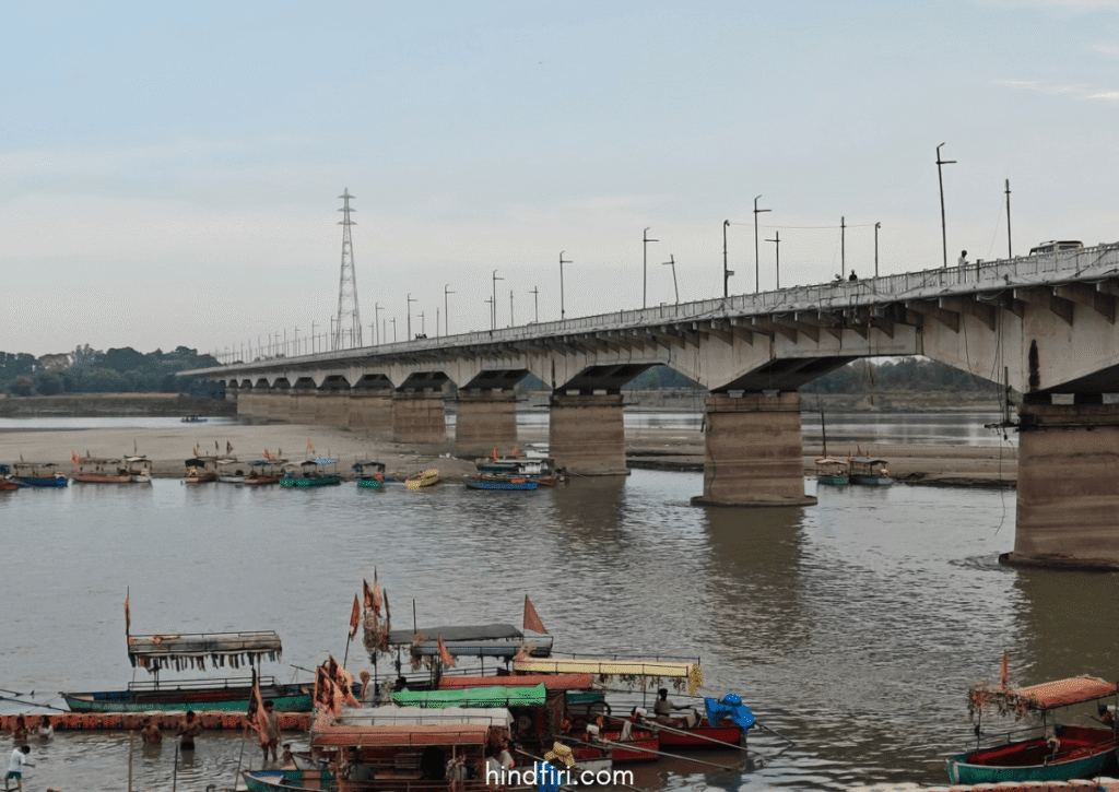 Saryu River is one of the 6 must-visit places in Ayodhya 