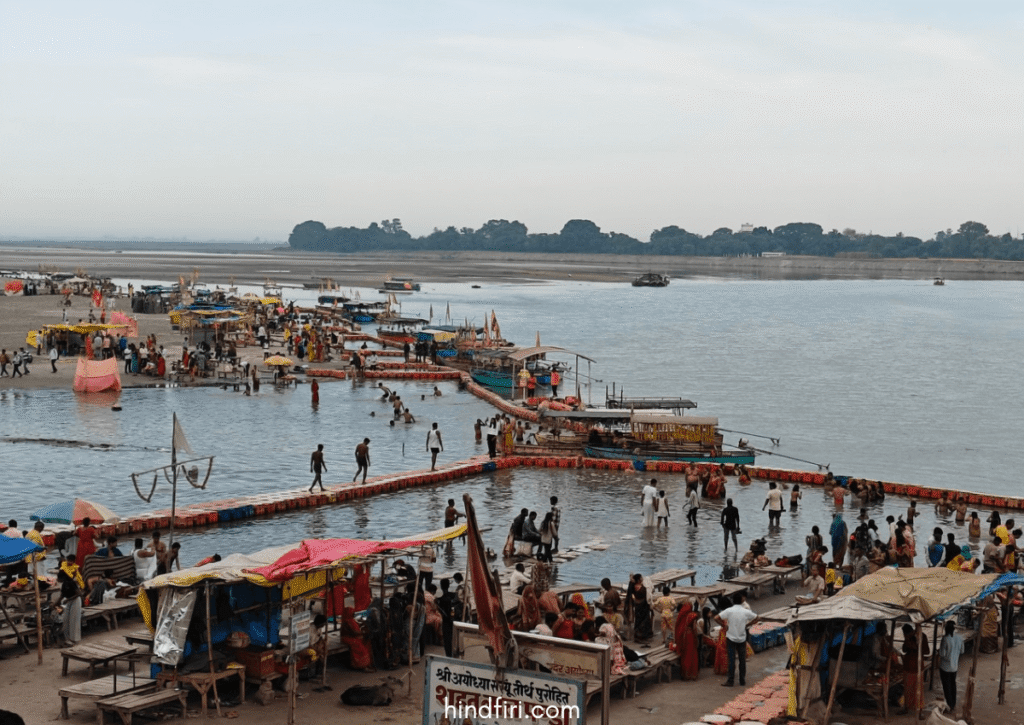 Ghats on the banks of Saryu River are one of the 6 must-visit places in Ayodhya 